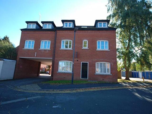 Apartment for rent in Green Close, Warwickshire