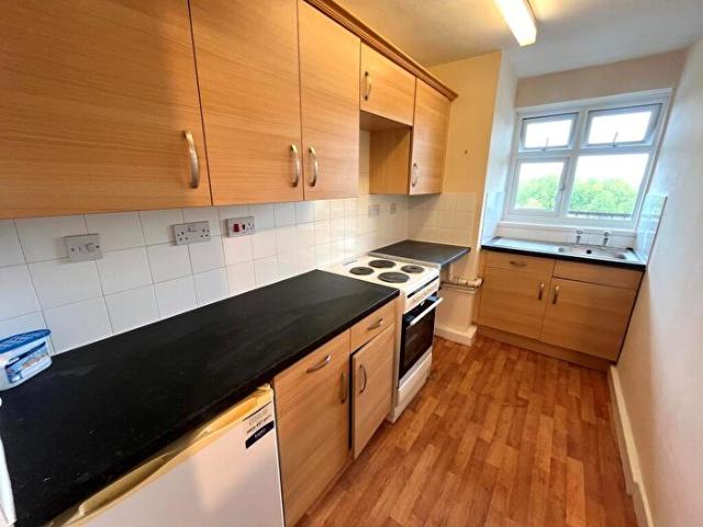 Apartment for rent in Compton Acres, Barton In Fabis