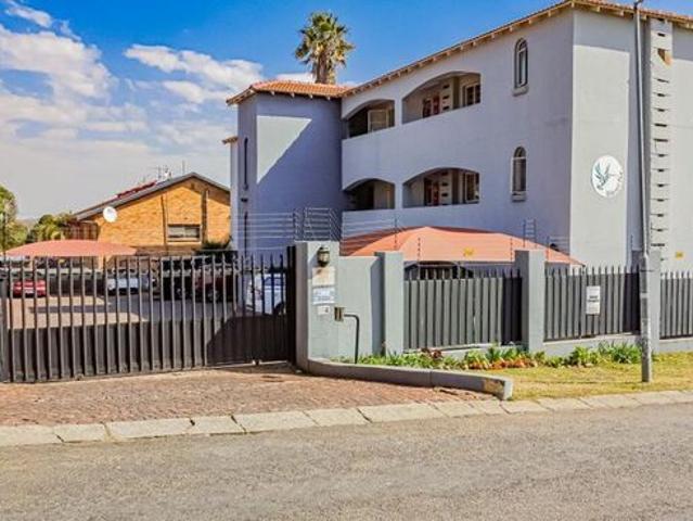 Apartment for rent in Vosloorus, Gauteng