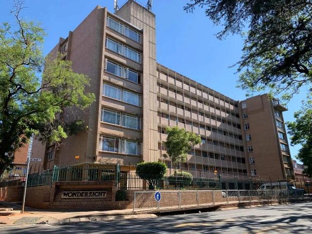 Apartment for rent in Waterkloof, Gauteng