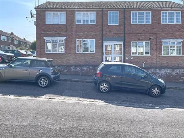 Apartment for rent in Green Close, Warwickshire