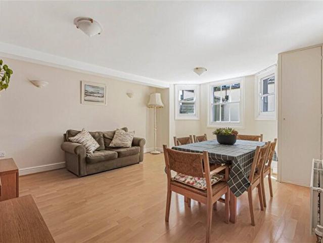 Apartment for rent in The Slade, Oxfordshire