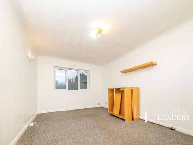 Apartment for rent in The Dales, Key Street
