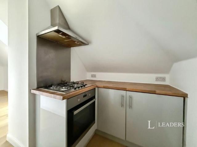 Apartment for rent in Sayers Common, Mid Sussex