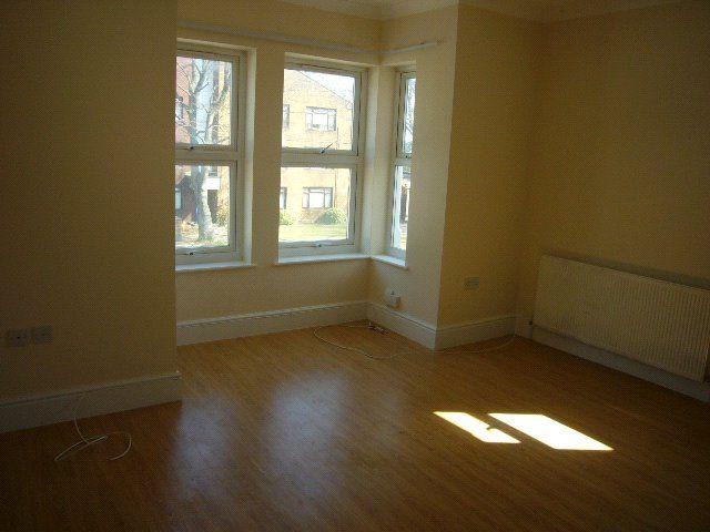 Apartment for rent in Biscot, Spring Park