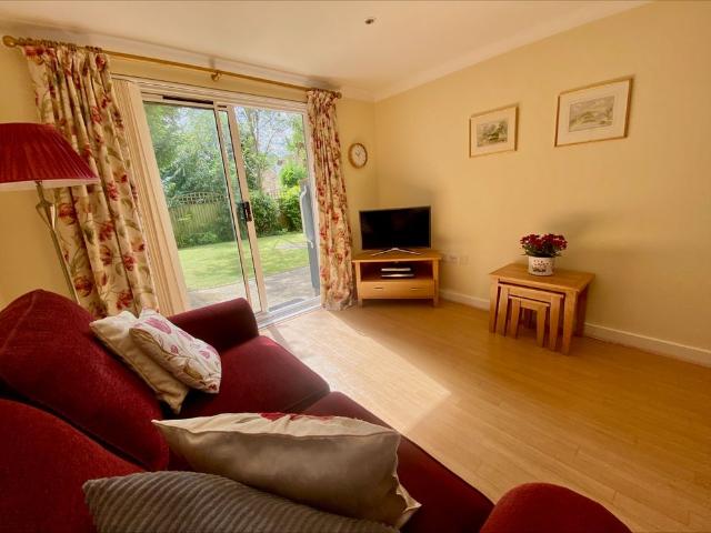 Apartment for rent in Sudbury, Chelmondiston