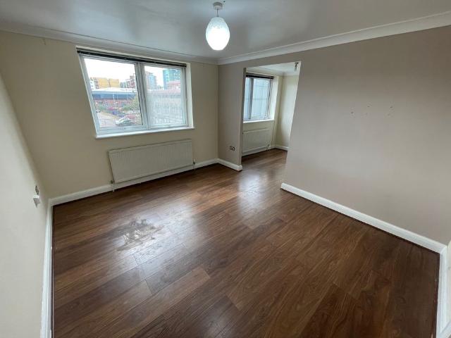 Apartment for rent in Spring Park, Luton