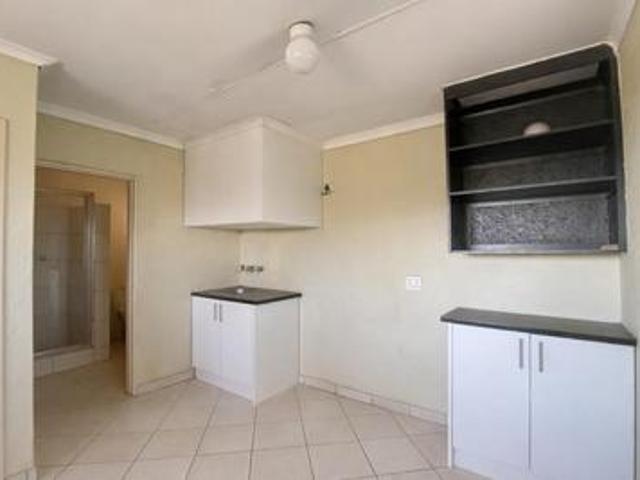 Apartment for rent in Mohlakeng, Gauteng