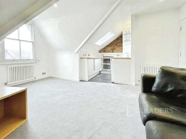 Apartment for rent in Sydenham, Green Close