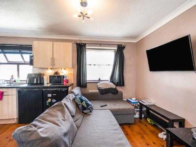 Apartment for rent in Milton, City Of Portsmouth