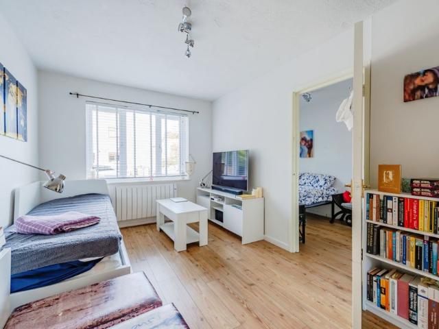 Apartment for rent in Wickhurst Green, Horsham