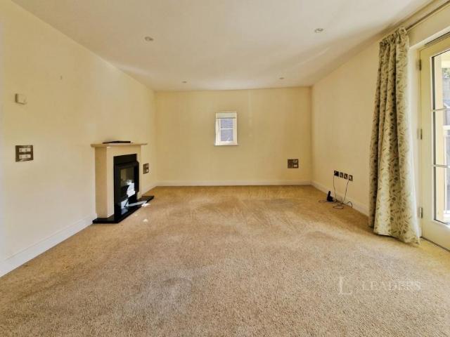 Apartment for rent in Stoke Common, Eastleigh