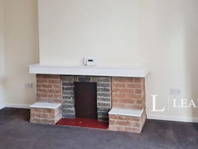 Apartment for rent in Southtown, Stokesby