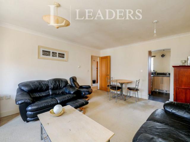 Apartment for rent in Lakenham, East Bank