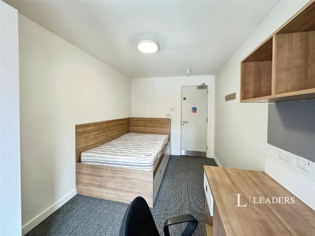 Apartment for rent in Bede Island, Old Wharf