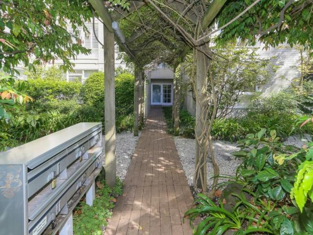 Apartment for rent in Toorak, Melbourne