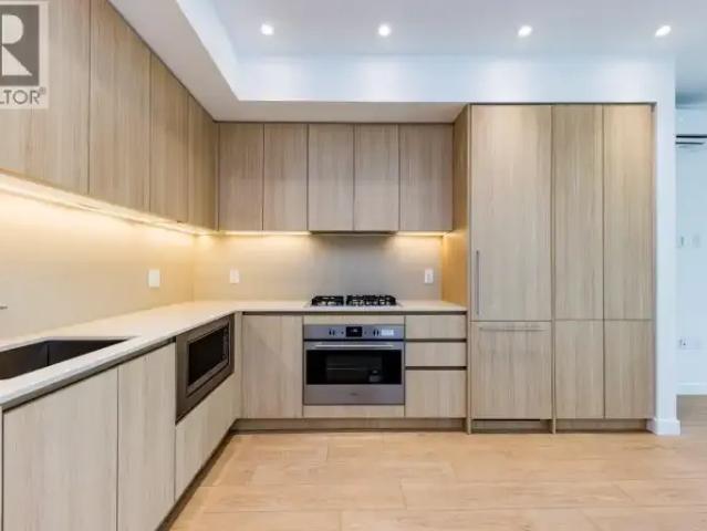 Apartment for rent in Vancouver, British Columbia