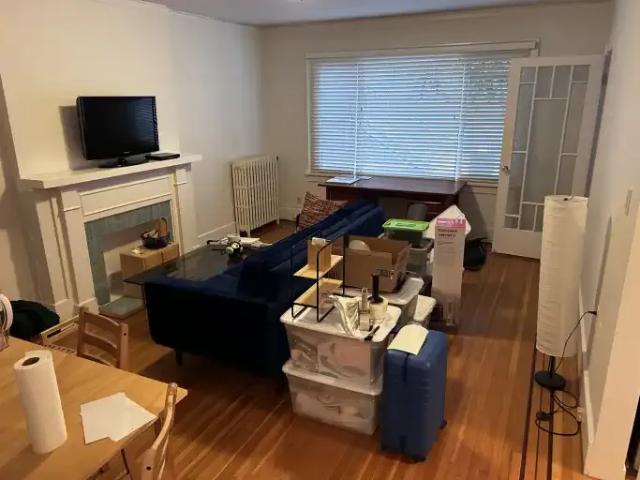 Apartment for rent in Vancouver, British Columbia