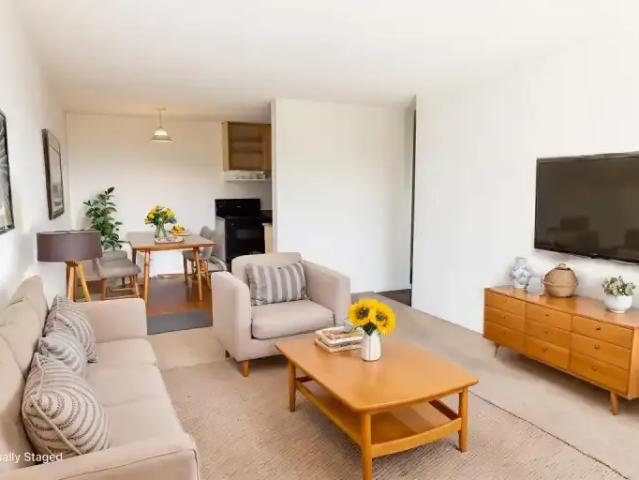 Apartment for rent in Esquimalt, British Columbia