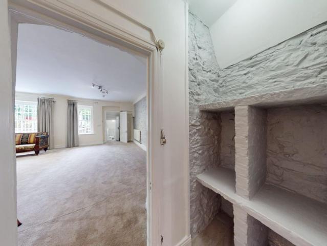 Apartment to rent in Bluebell, North Tipperary