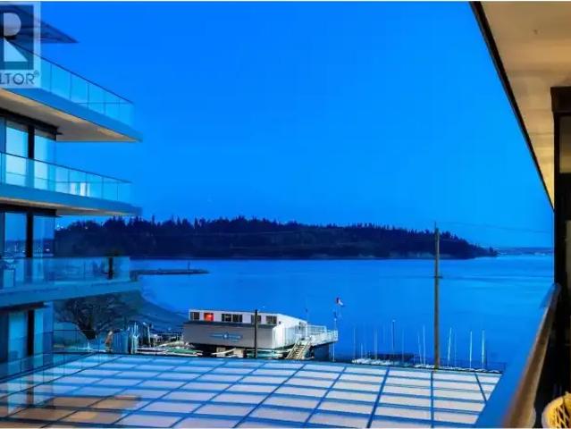 Apartment for rent in Ambleside, West Vancouver