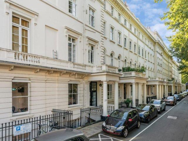 Apartment for sale in City of Westminster, Greater London