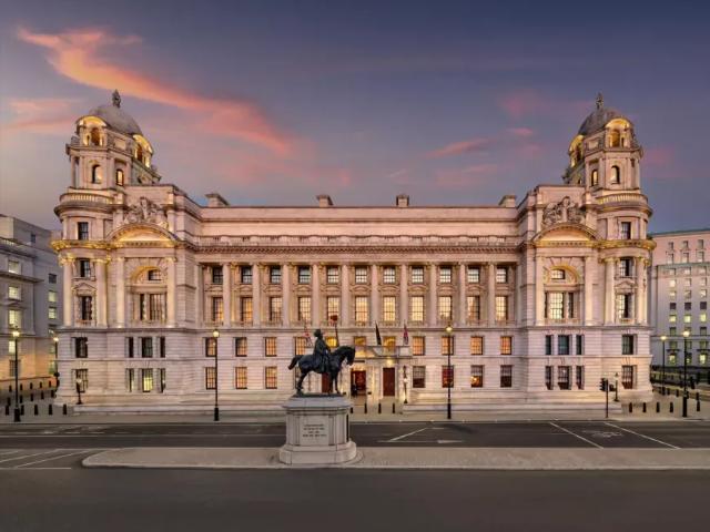 Apartment for sale in Westminster, Greater London