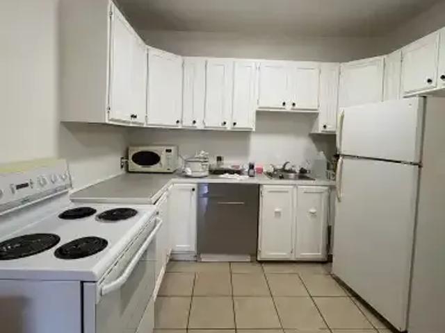 Apartment for rent in East St. Paul, Manitoba
