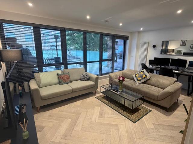 Apartment for rent in Hornsey, Greater London