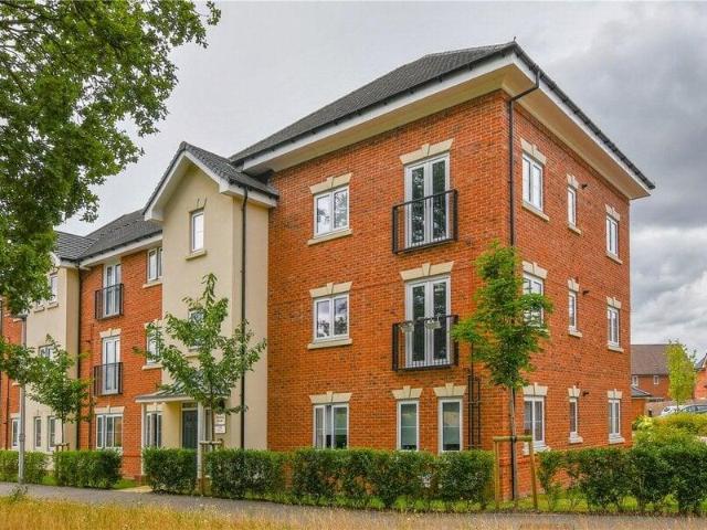 Apartment for sale in Wokingham, England