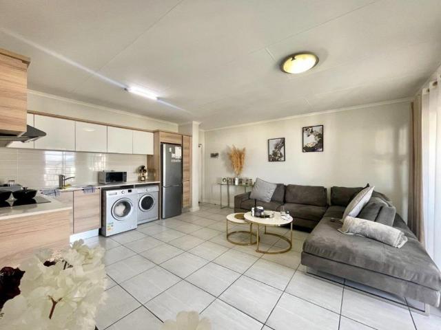 Apartment for rent in Vorna Valley, Midrand