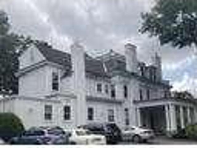 House for rent in Wellesley House for rent in Wellesley