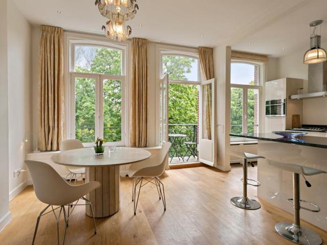 Appartement te huur in Zuid, Amsterdam