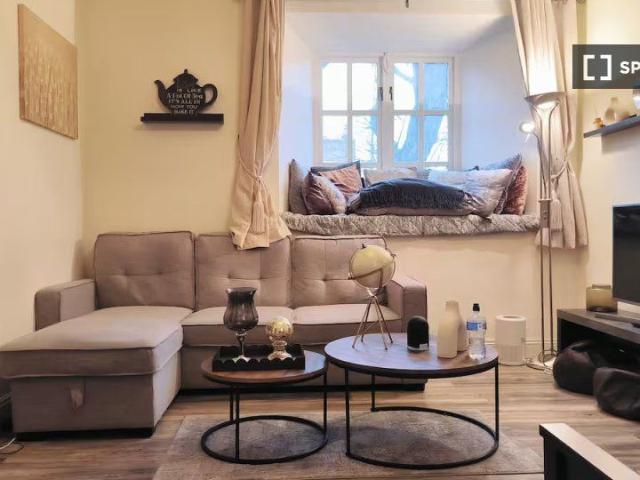 Apartment to rent in Bluebell, North Tipperary