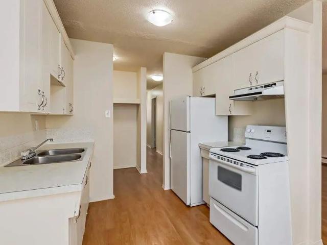 Apartment for rent in Wedgewood, Alberta