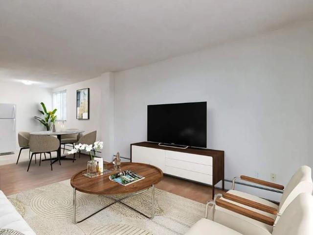 Apartment for rent in Winston Churchill, Lethbridge