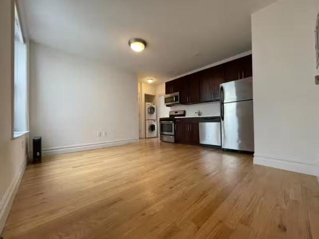 Apartment for rent in Astoria