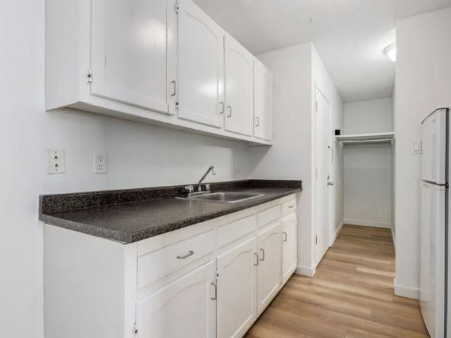 Apartment for rent in Northwest, Alberta