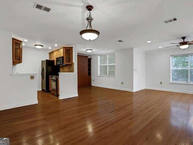 Condo for sale in Atlanta, Georgia