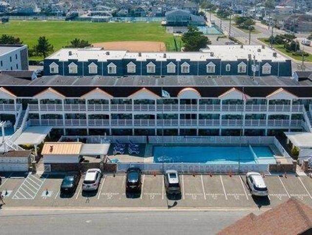 Condo for sale in Avalon