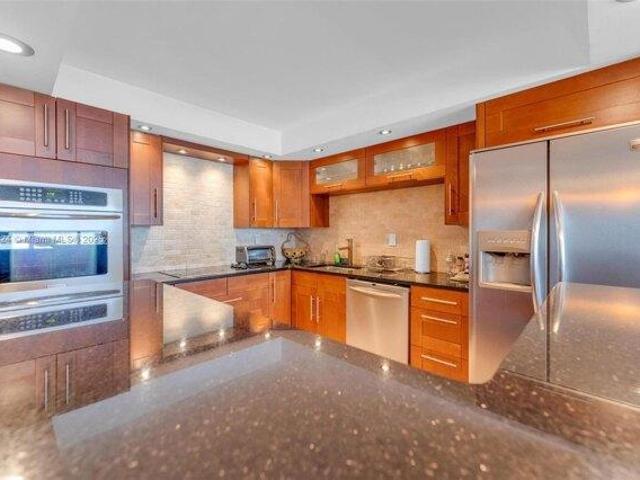 Condo for sale in Aventura, Florida