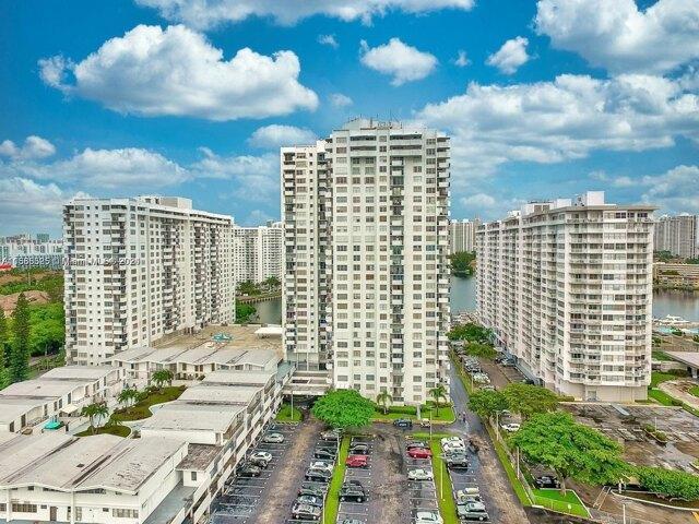 Condo for sale in Aventura, Florida