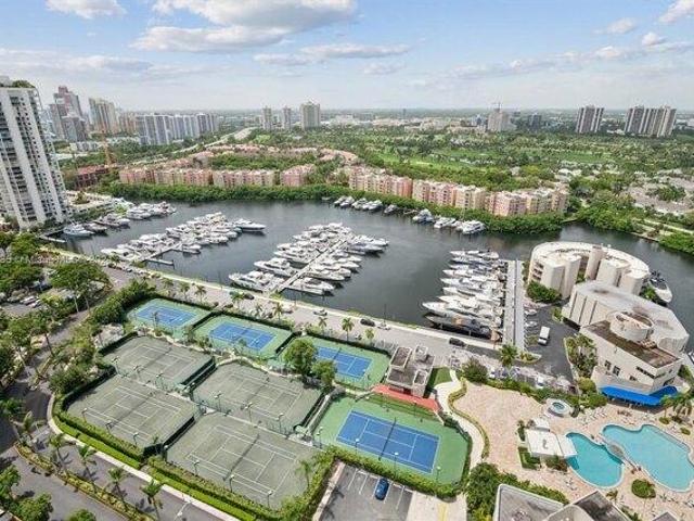 Condo for sale in Aventura, Florida