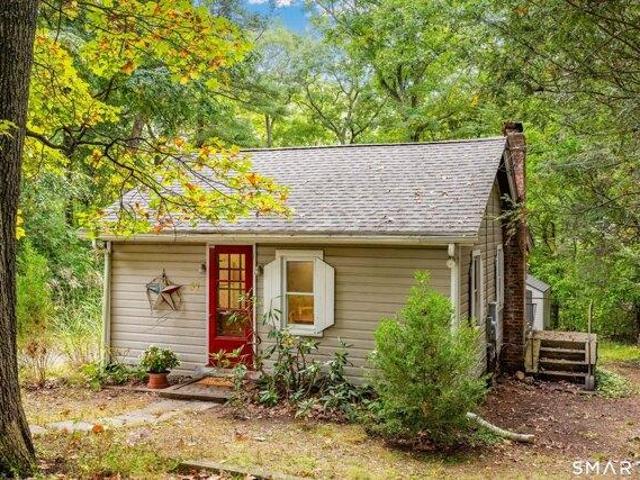 House for sale in Avon, Capitol Planning Region