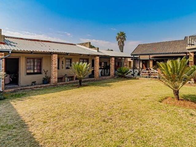 Apartment for rent in Edleen, Ekurhuleni