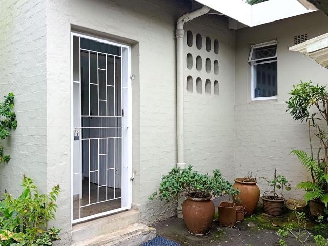 Apartment for rent in Kloof, Kwazulu-natal