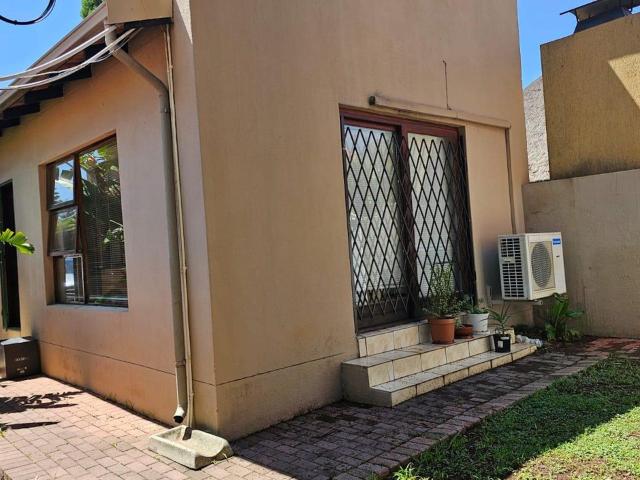 Apartment for rent in Douglasdale, Randburg
