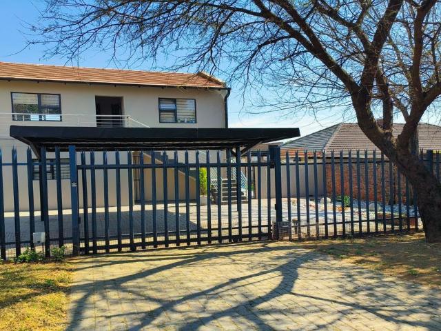 Apartment for rent in Vosloorus, Gauteng