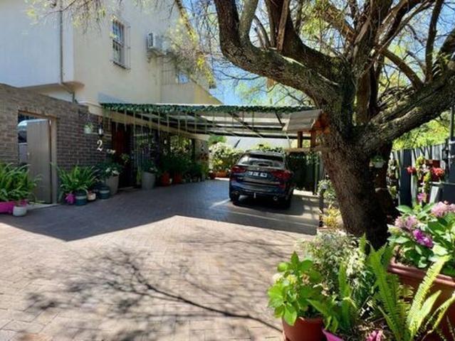 Apartment for rent in Victory Park, Johannesburg