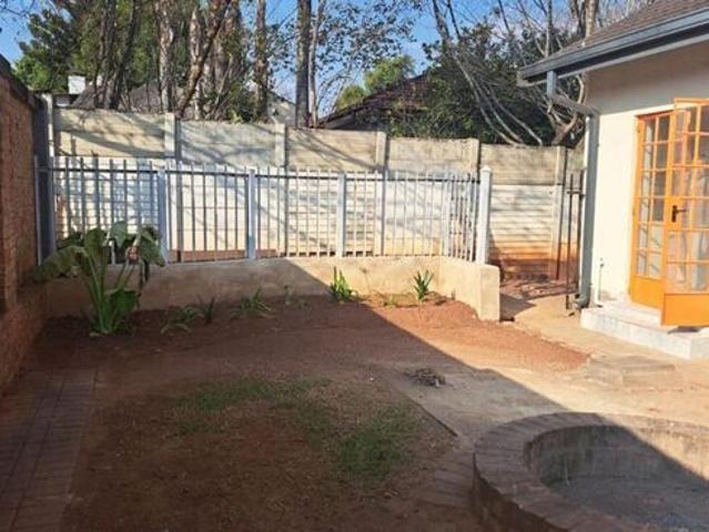 Apartment for rent in Waterkloof, Gauteng